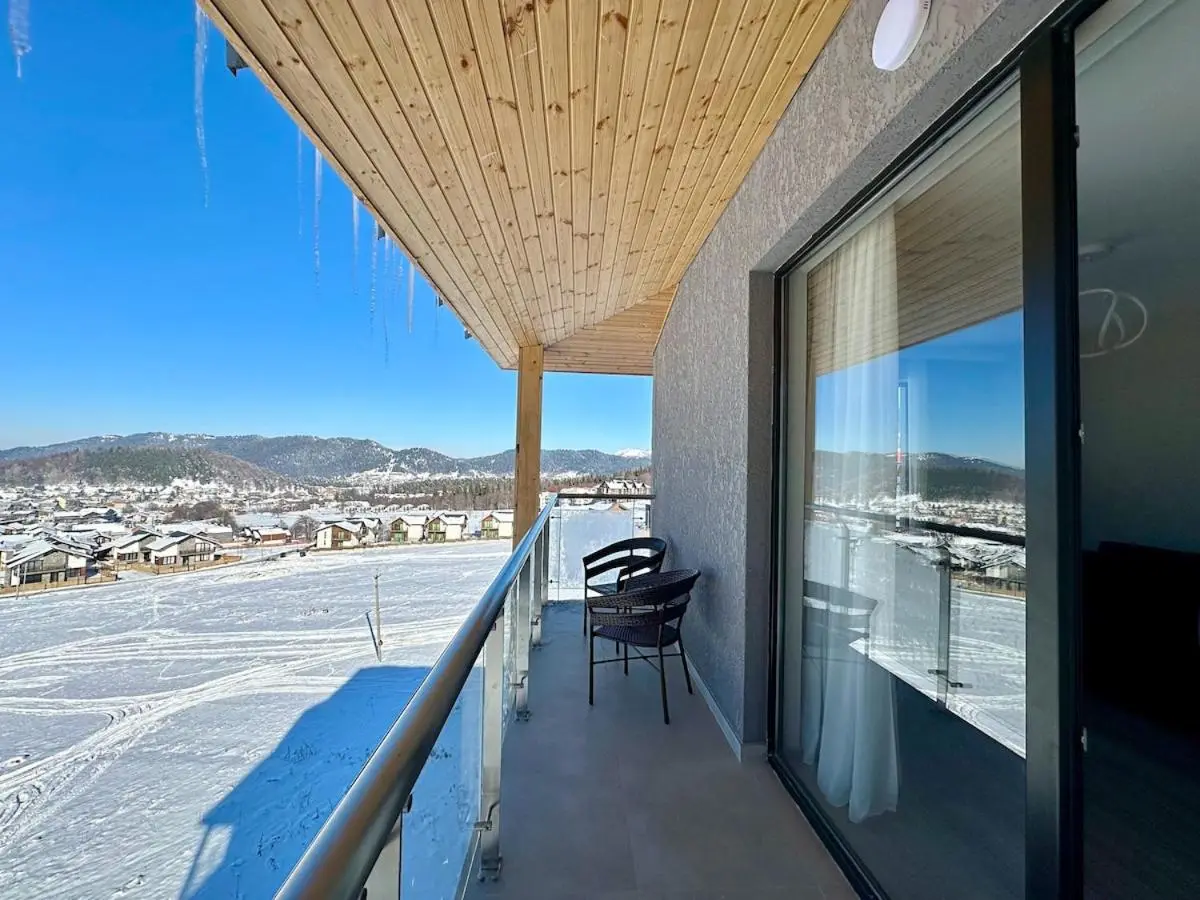 Crystal Loft Block C Apartment with views