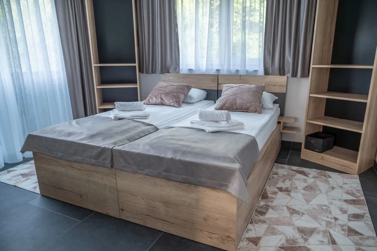 Chic 1BDR Apt - Free Parking