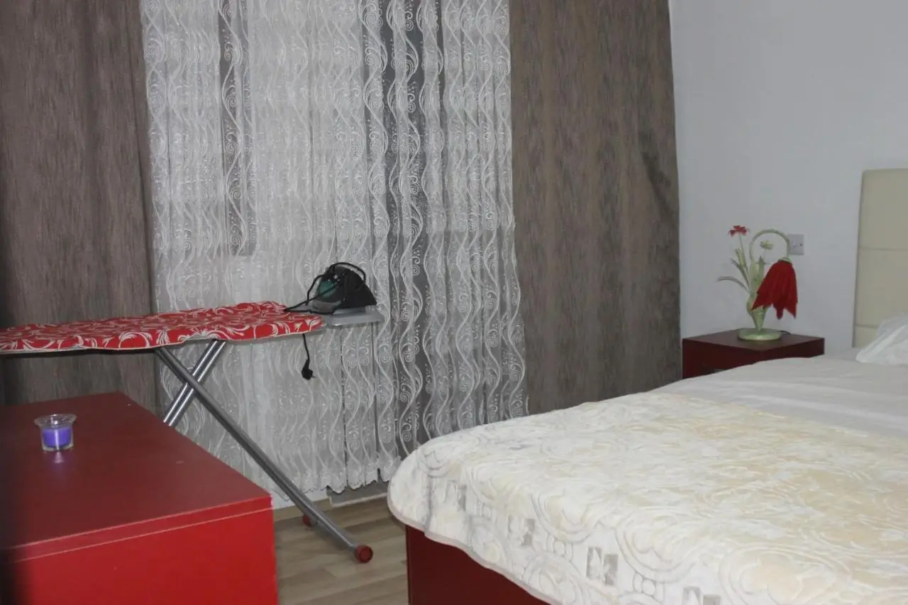 Hotel Kings Apartments
