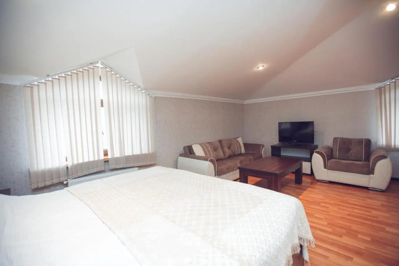 Goy Gol Lake Resort