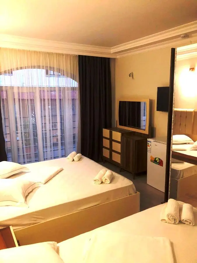 Hotel Aristocrat Batumi