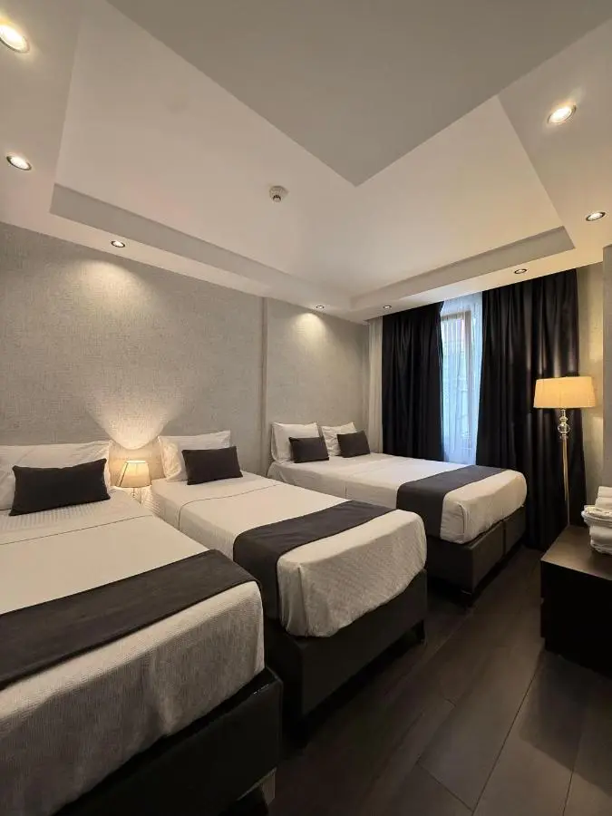 Grand Armada Hotel