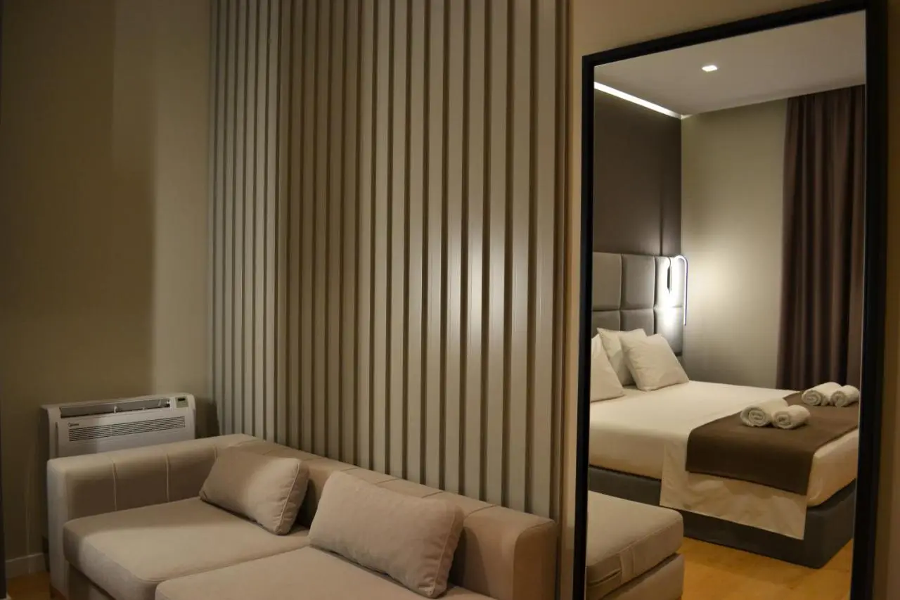 ArtNest Boutique Hotel & Suites