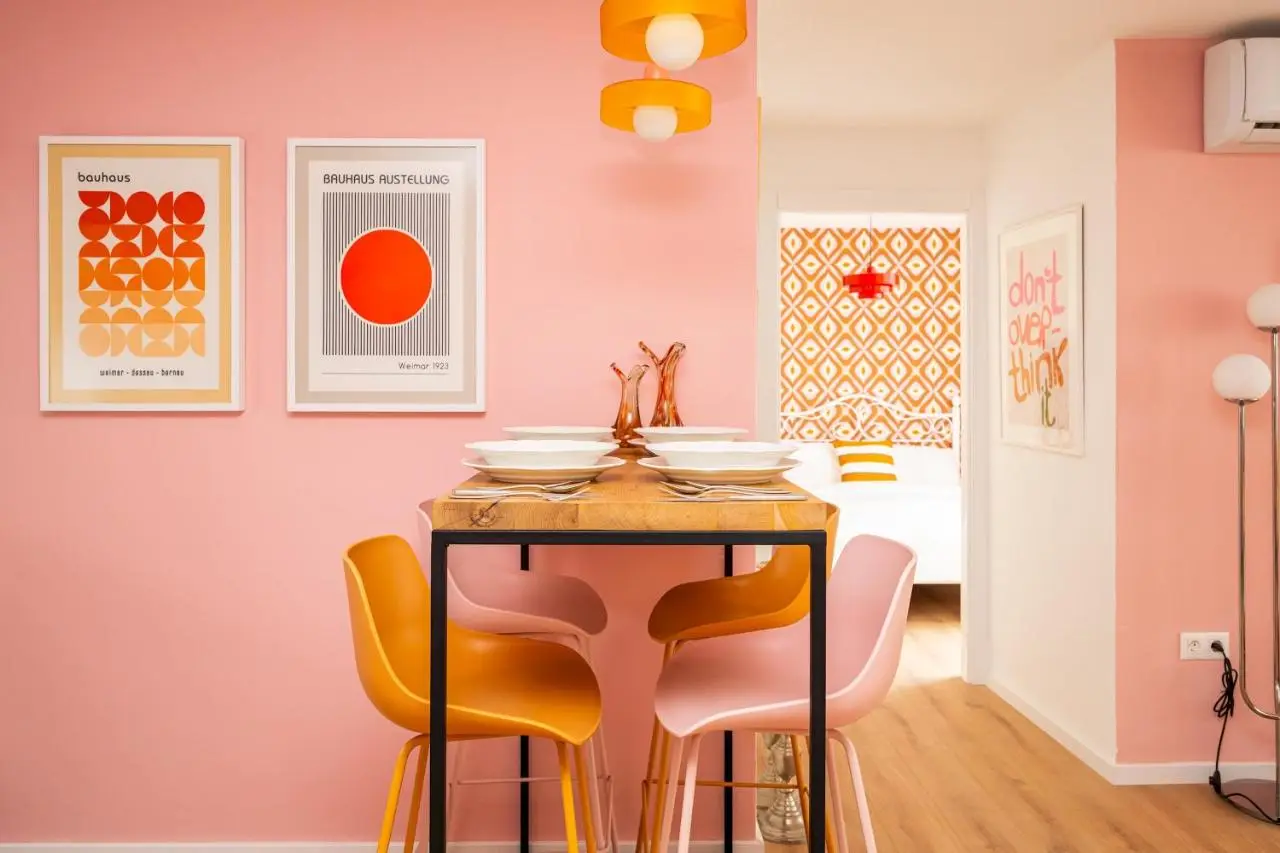Colorful 3-Bedroom Apartment