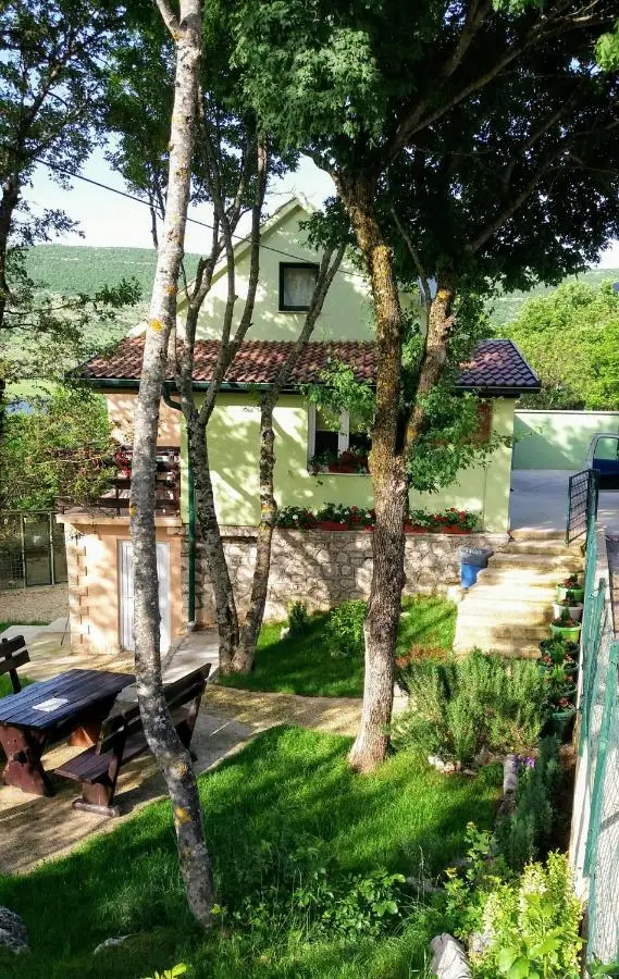 Green House Izvor Vrilo