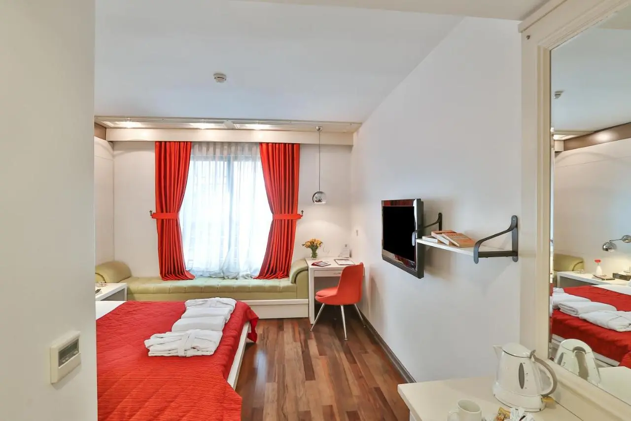 Senatus Hotel - Special Class