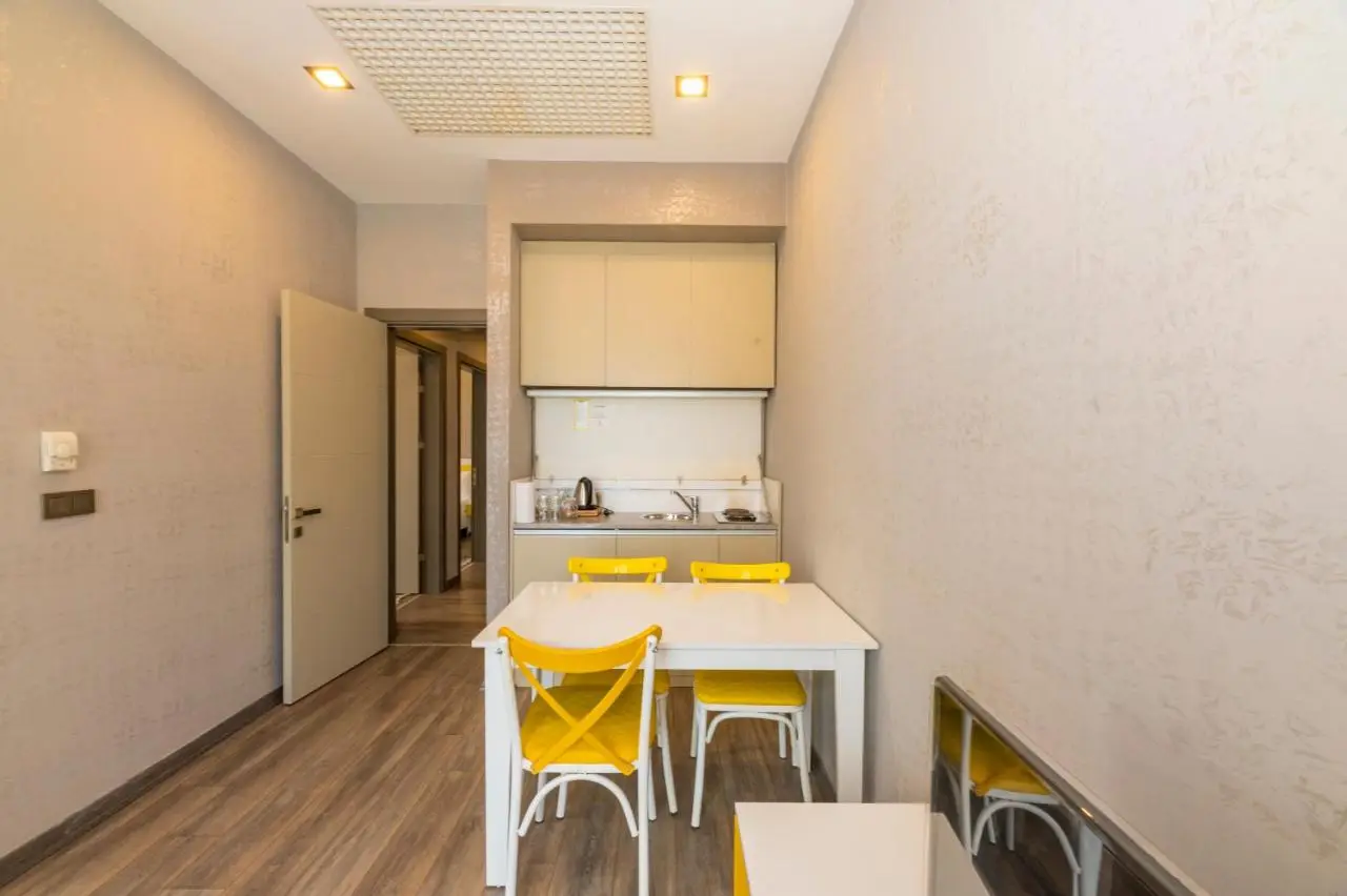 Agora Suites