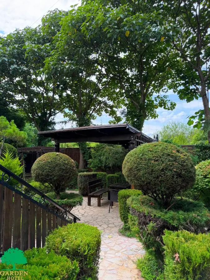 Garden Hotel