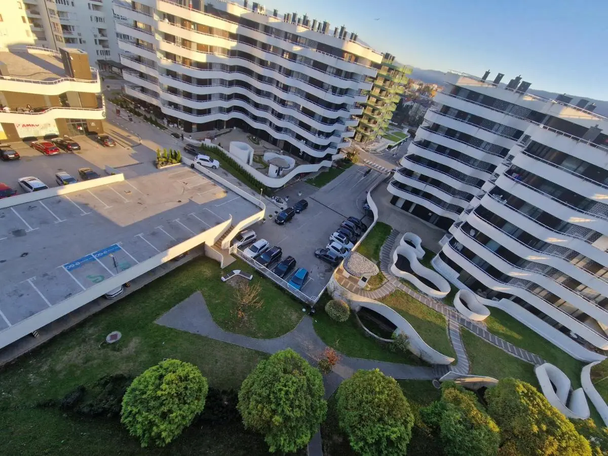 River Lux Residence & Private Garage