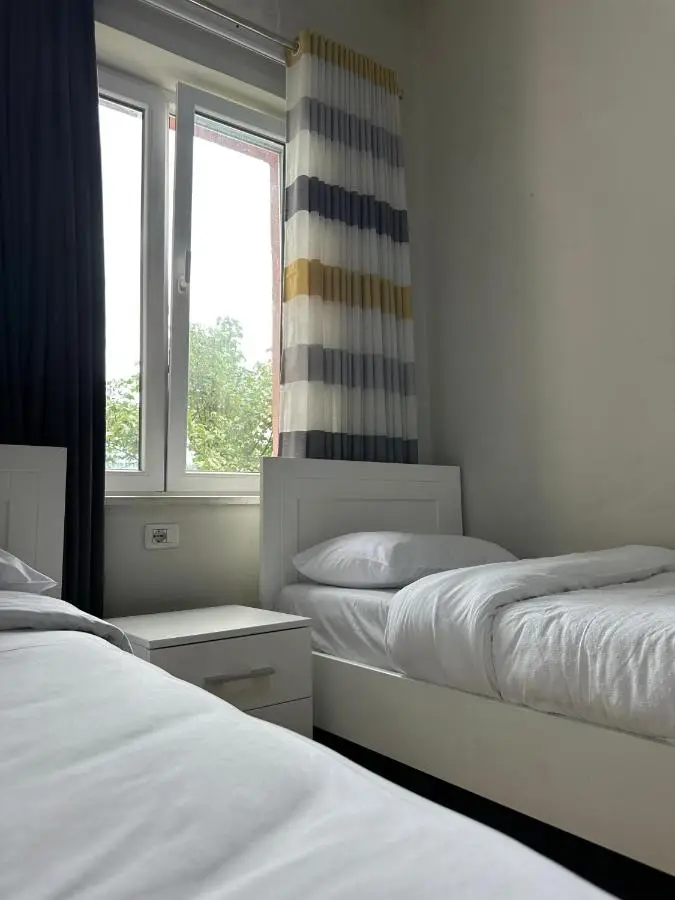 Kelly's Cozy Hideaway - Central Tirana