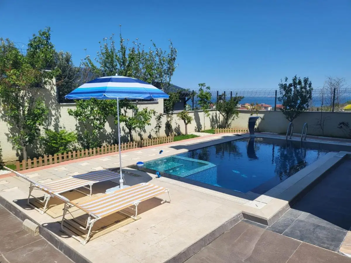 Comfort 4 Bedroom Terrace Villa Yalova sea view