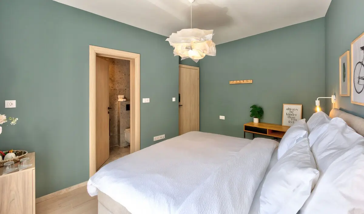 Central boutique room with amazing river view