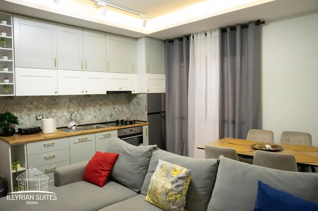 Agron's Suite