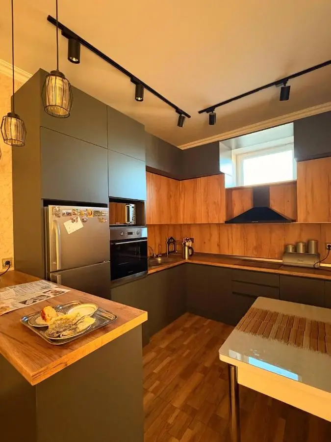Airport Family House 5 min from Baku Airport Taxi Service 6 USD