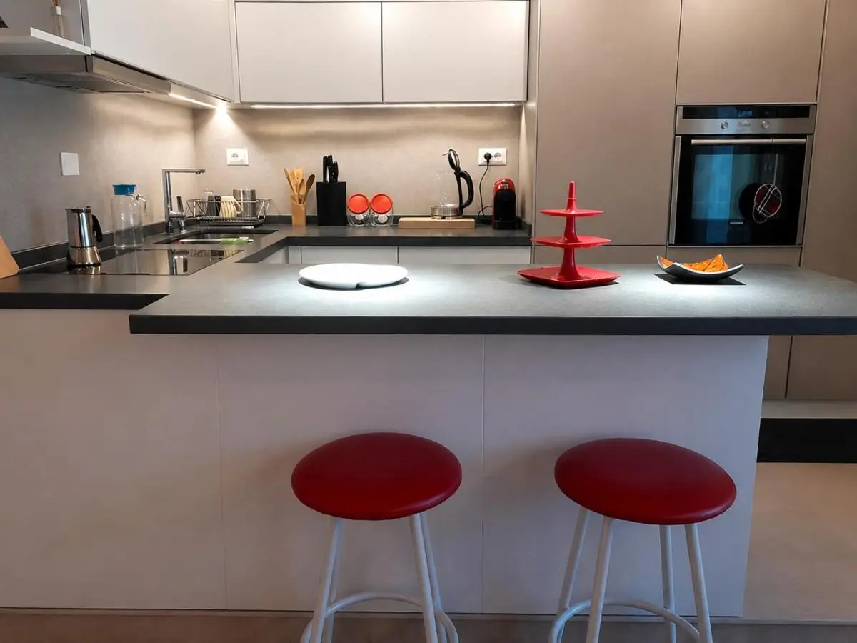 Lake View Apartment