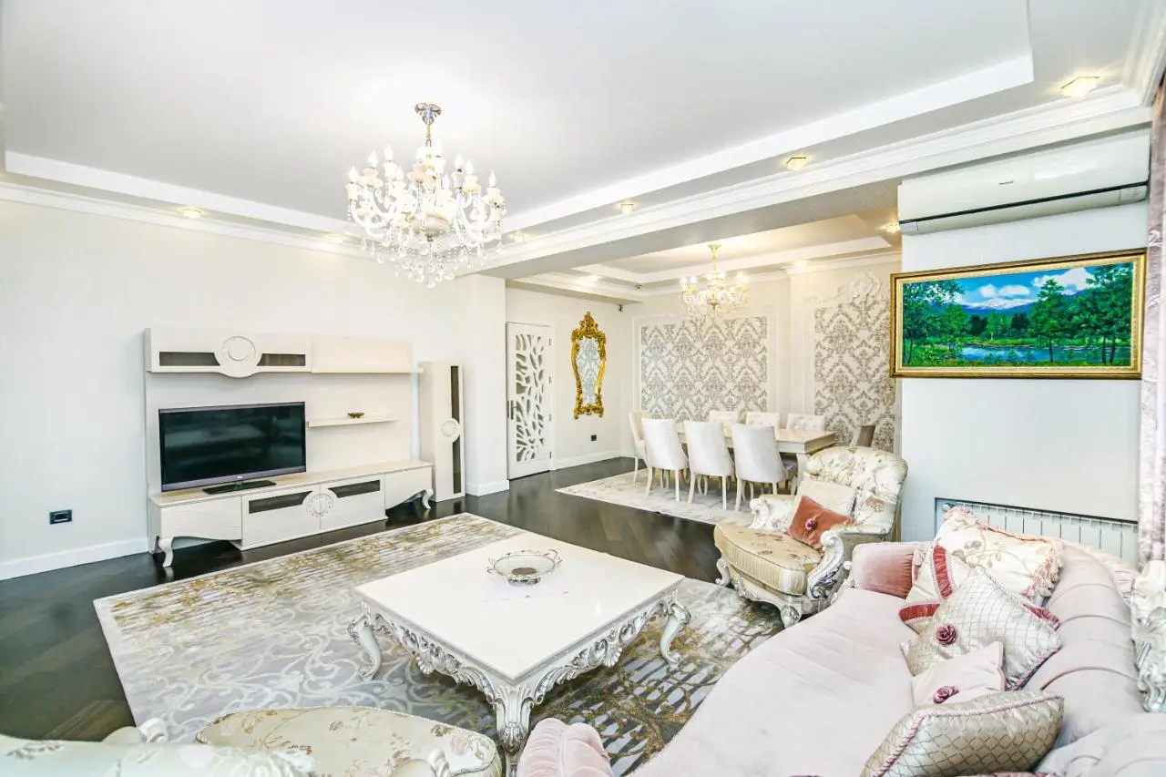Luxury AMOR Sea View Nizami street