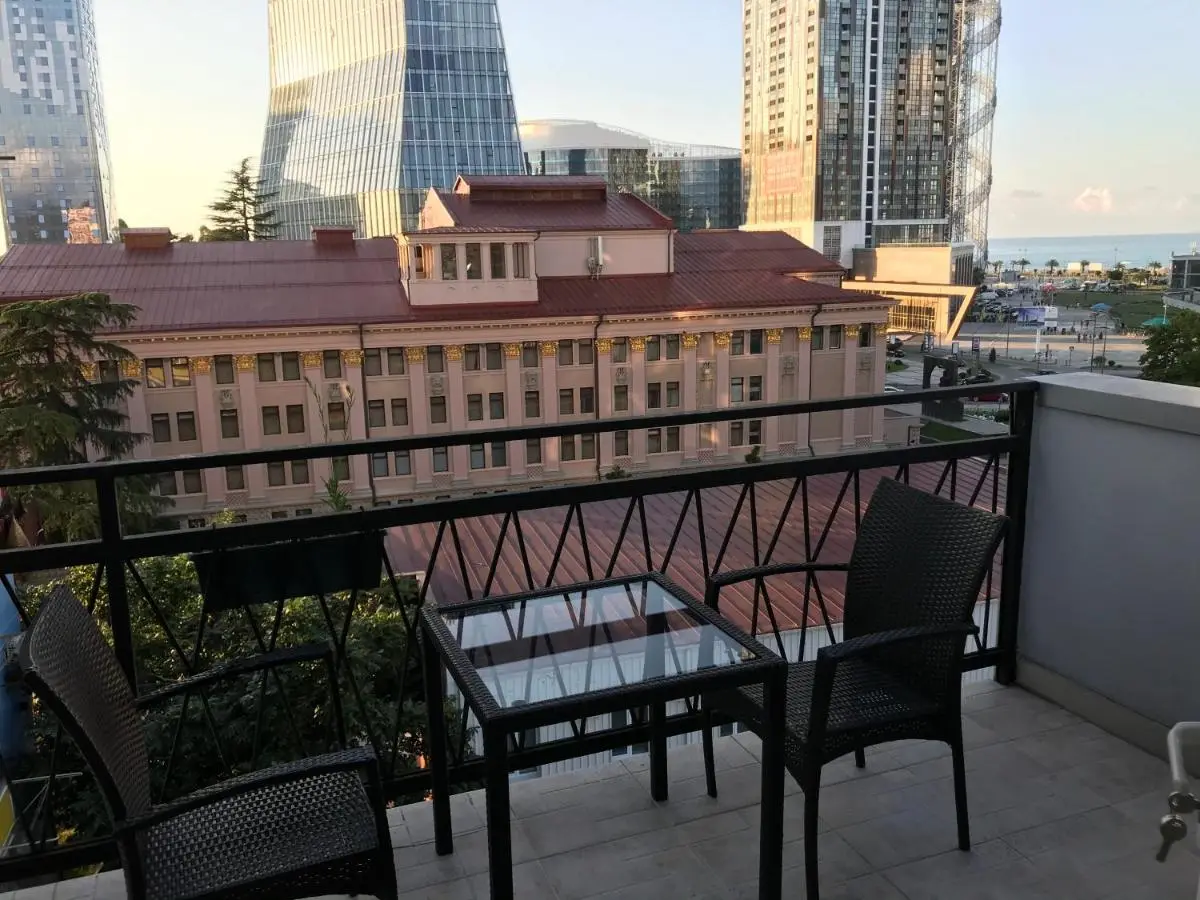 Apartment In Batumi MGZAVREBI