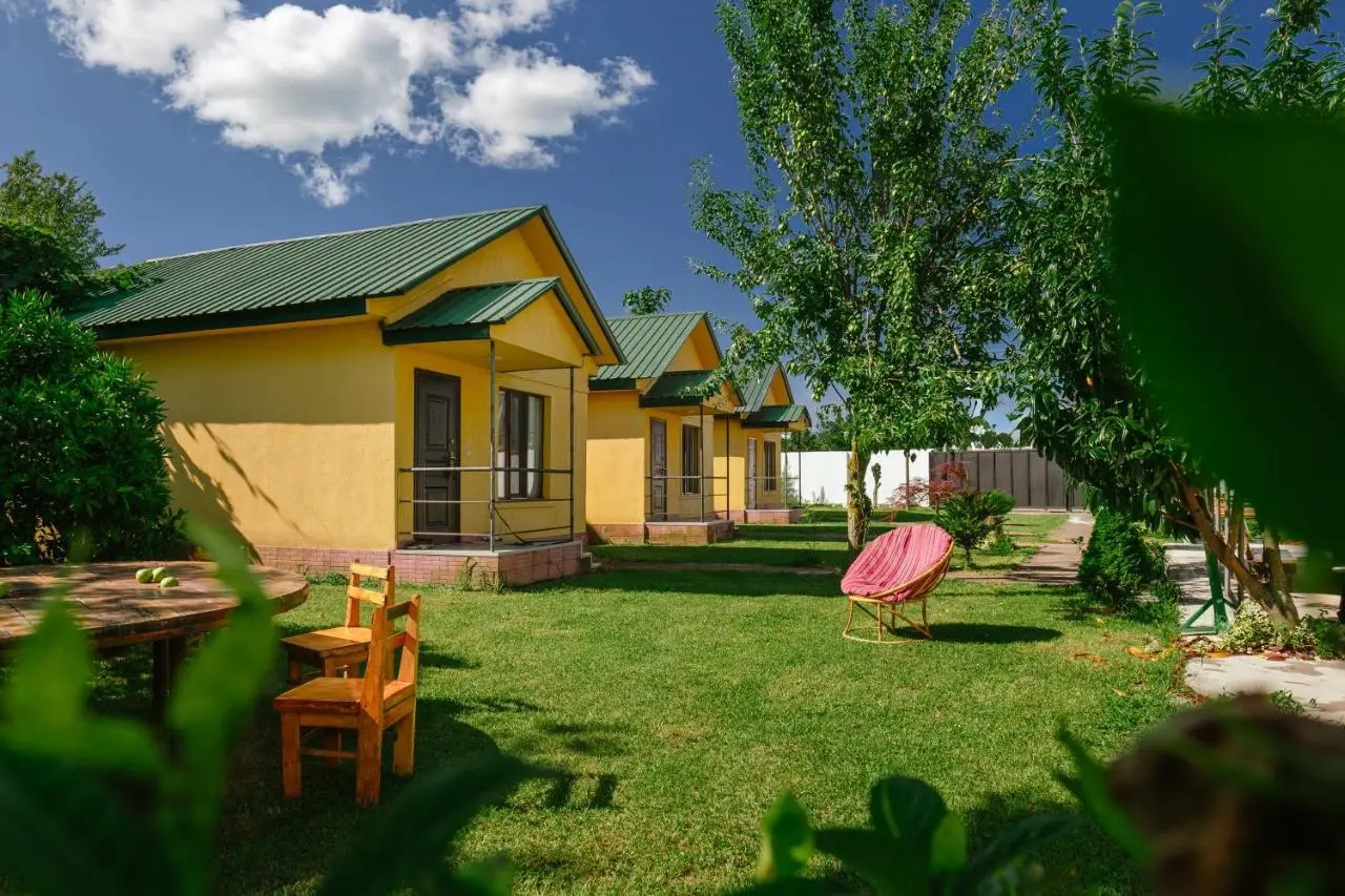 Senima's paradise - Pool & Cottages