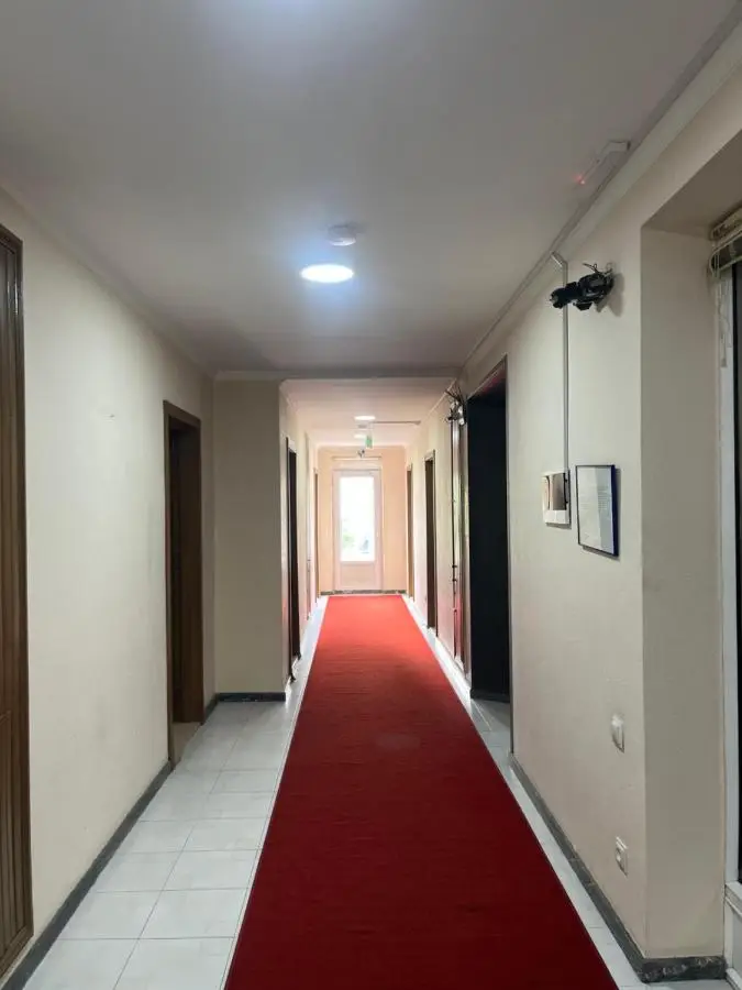 HOTEL L - Bakuri