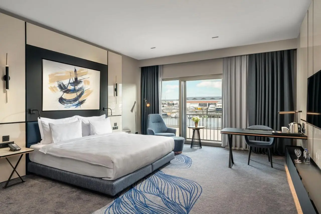 Crowne Plaza Istanbul Tuzla Viaport Marina by IHG