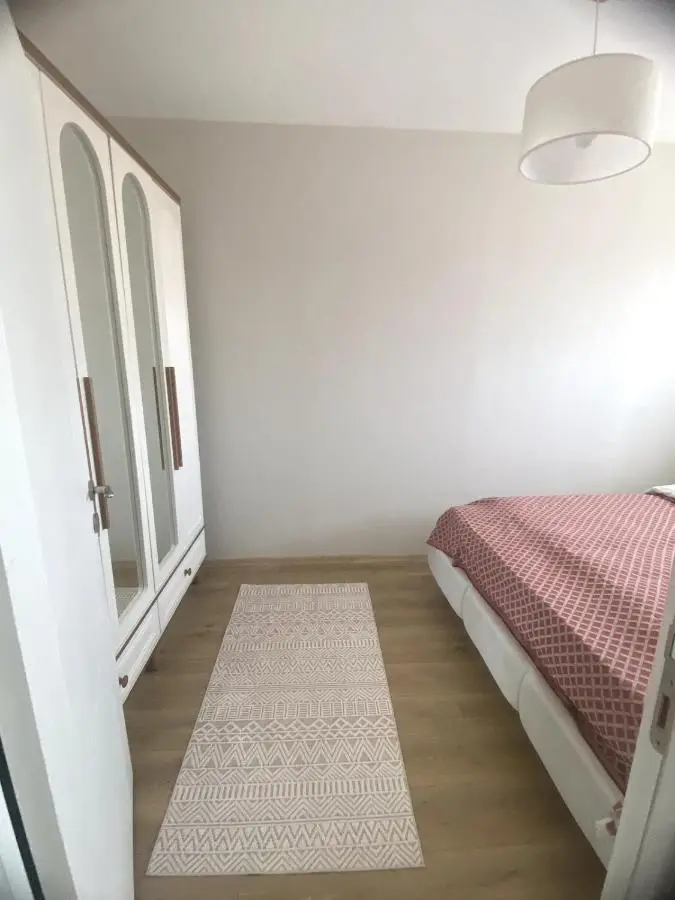 Luxe Suite AI28