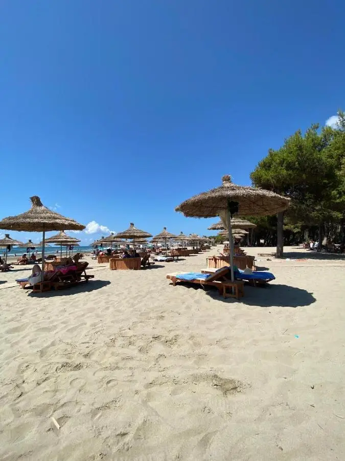 TreA Accomodations - On Private Beach with sunbed & umbrella