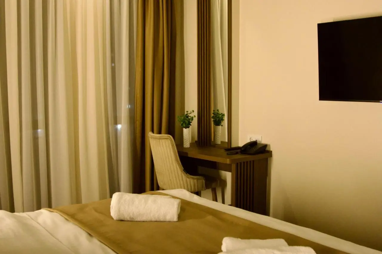 Hotel Tiflida