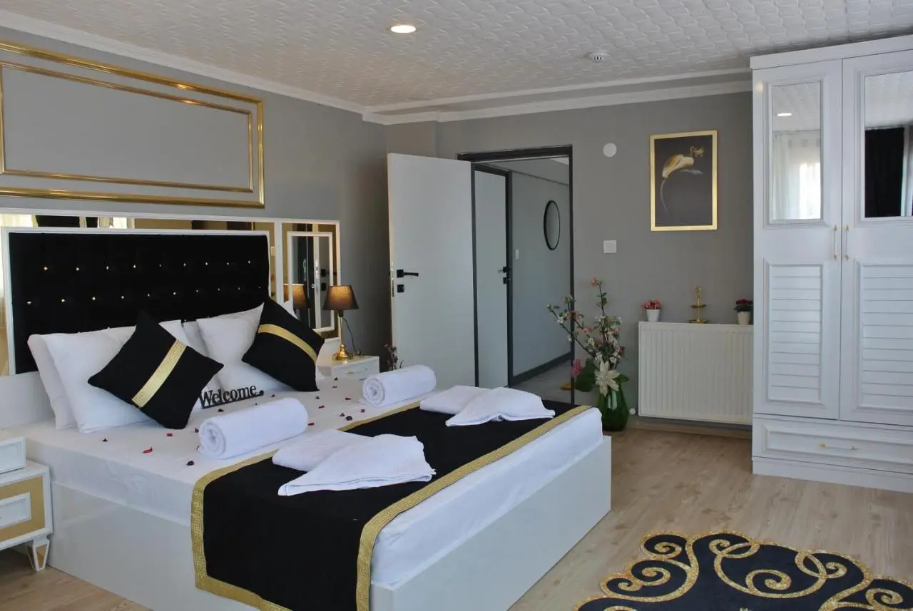 Emirhan Guesthouse & Suites
