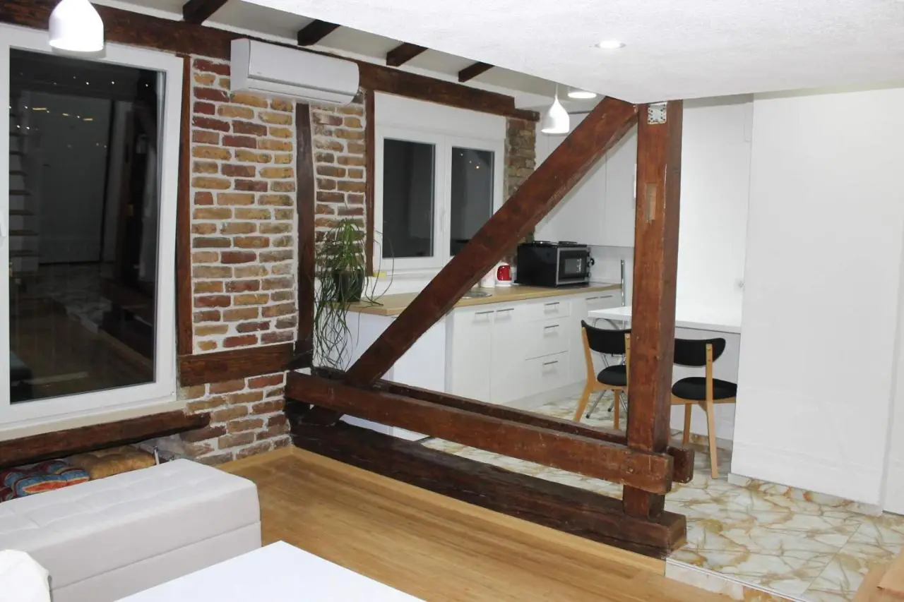 Apartman Story