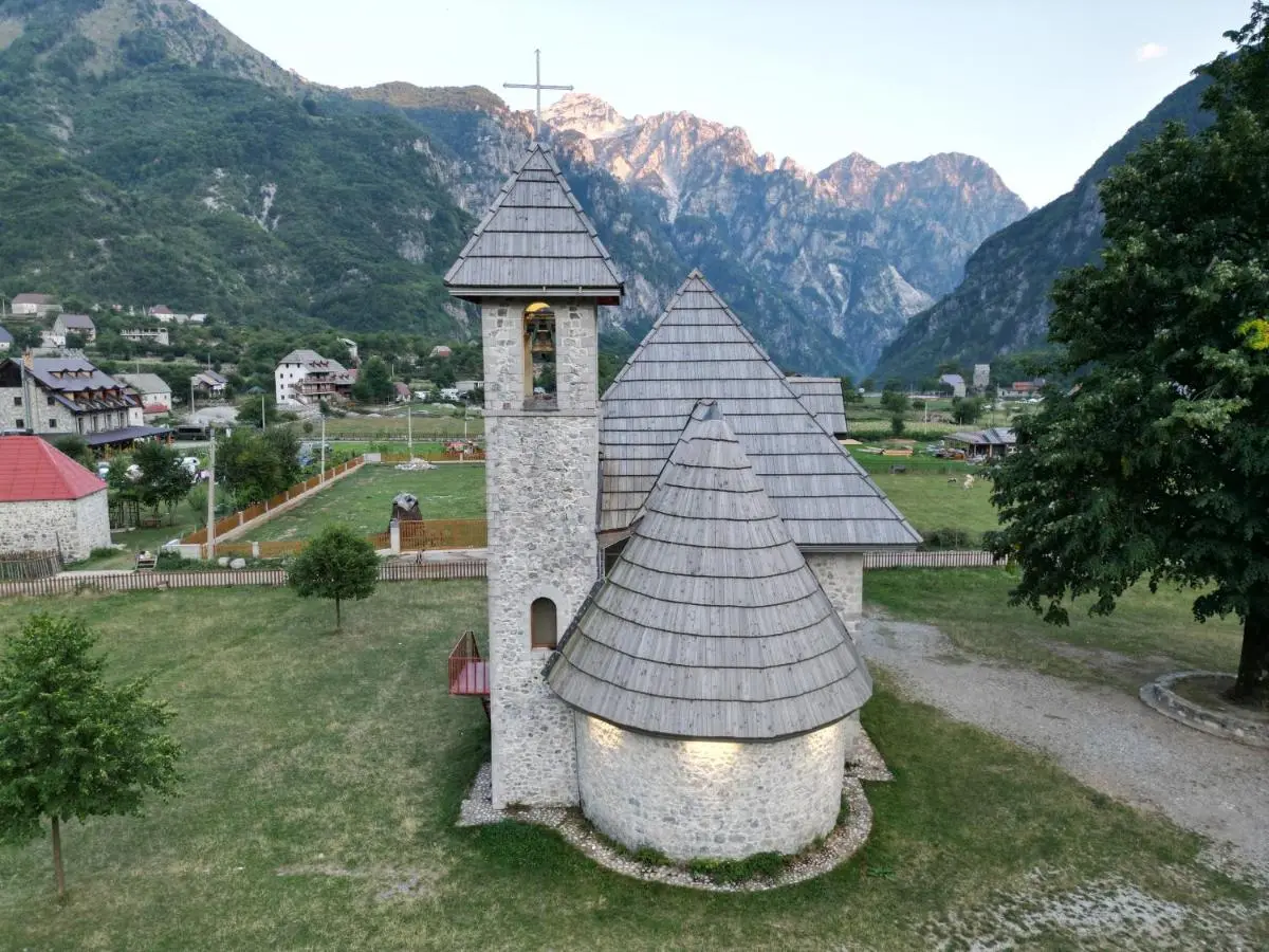 Bujtina Shpjia e Gjyshit
