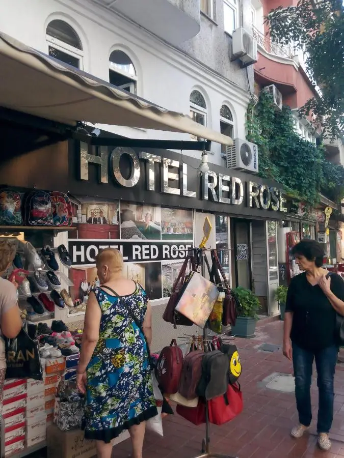 Hotel Red Rose