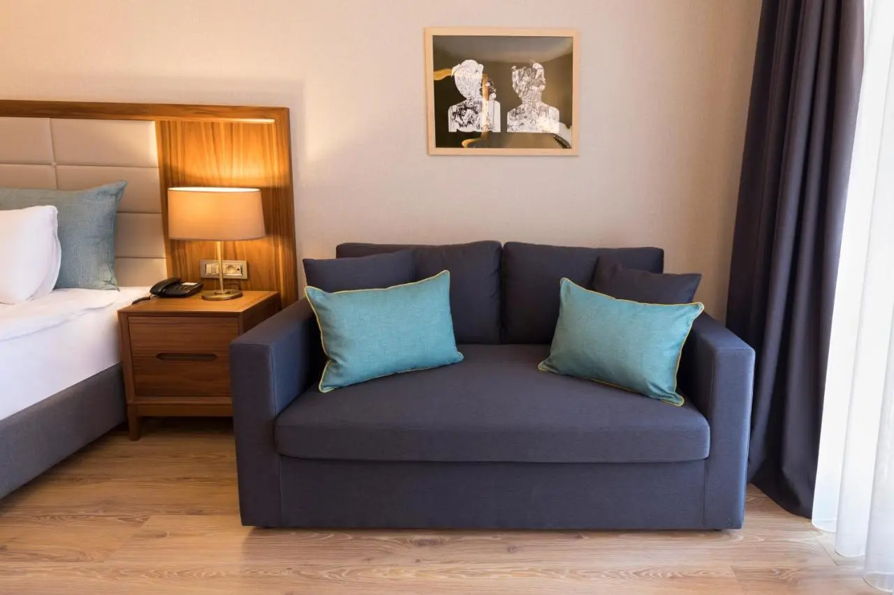 Endless Art Hotel-Special Category