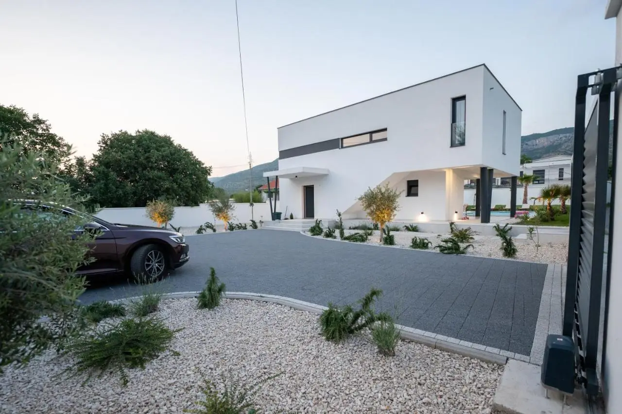 Villa Alba - Countryside Hideway Between Mostar & Blagaj