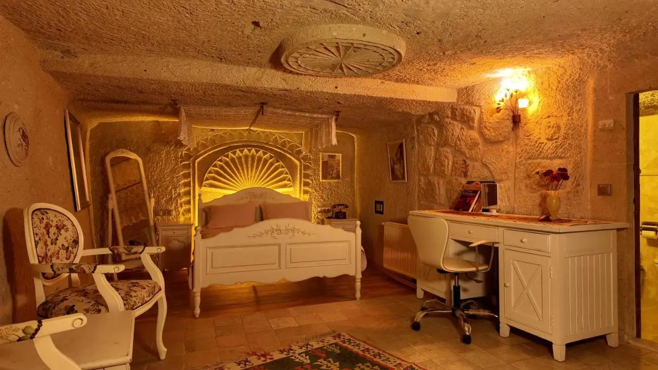 Iris Cave Cappadocia