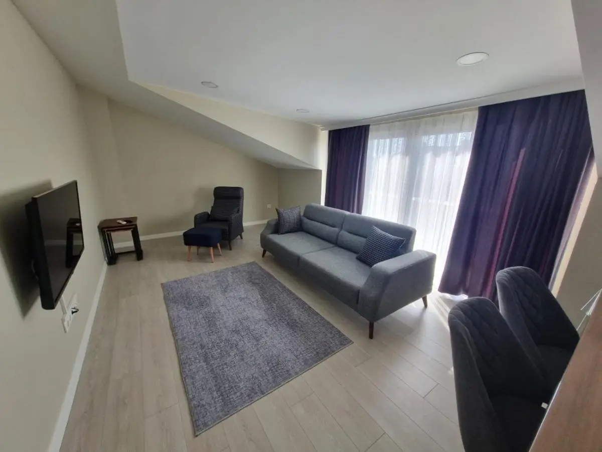 AHG Atlas Apartments