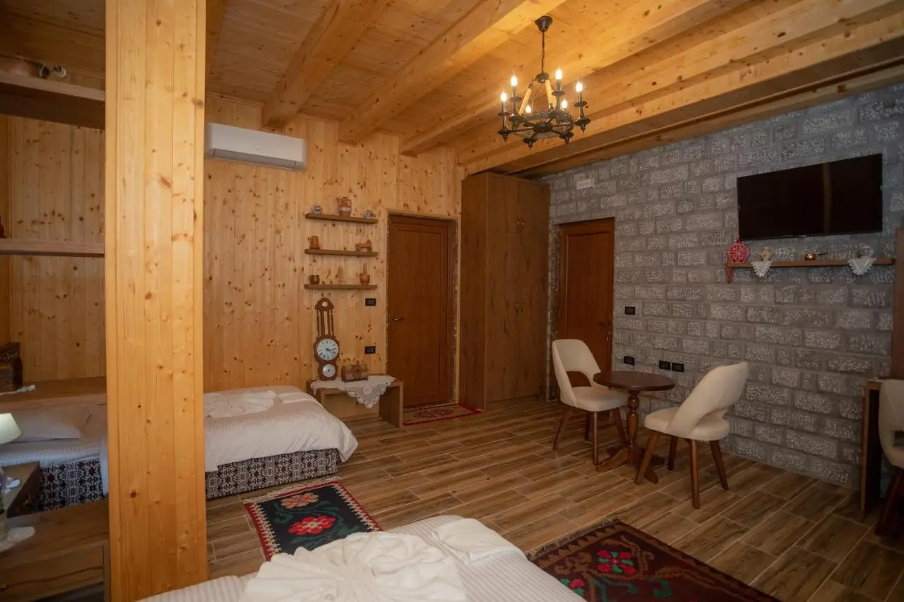 OLD HOUSE