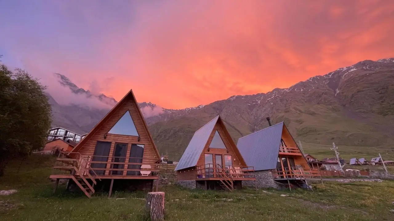 AURA Cottages