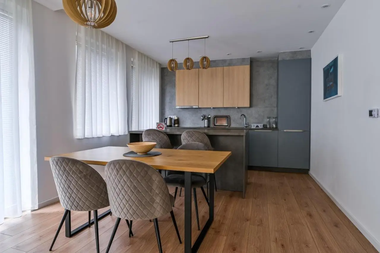 Beautiful modern apartment with large livingroom