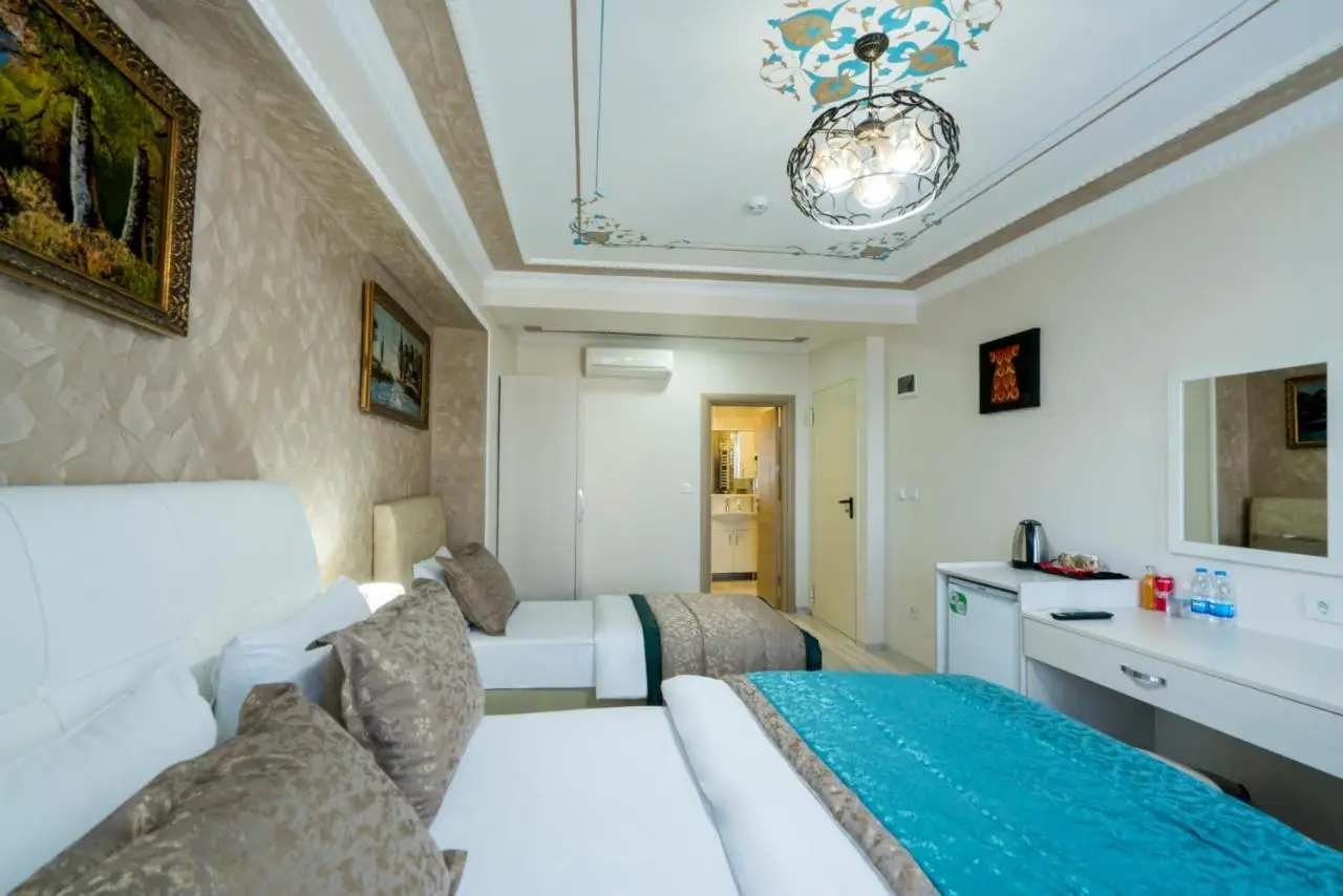 ATAM HOTEL