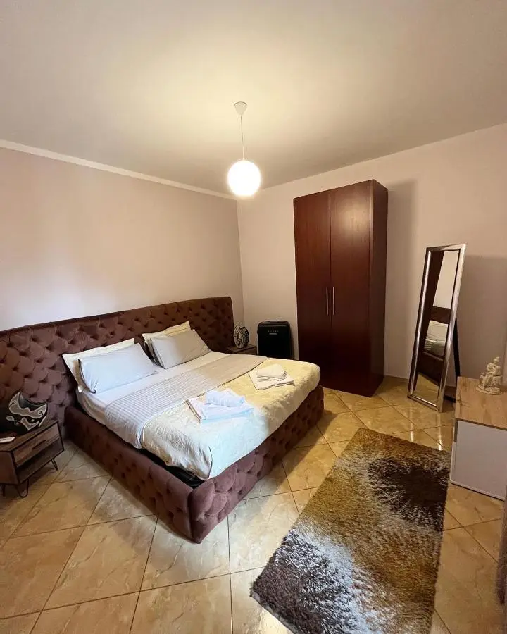 Center Apartment Easy
