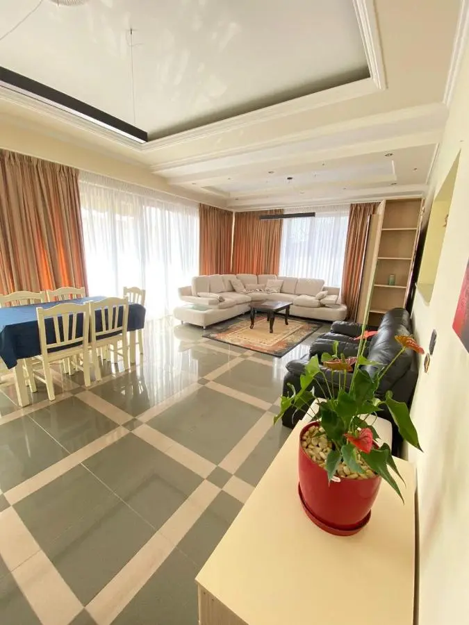 Green Garden Villa