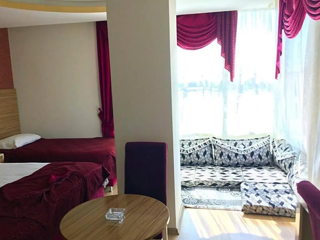 Grand Ezel Hotel