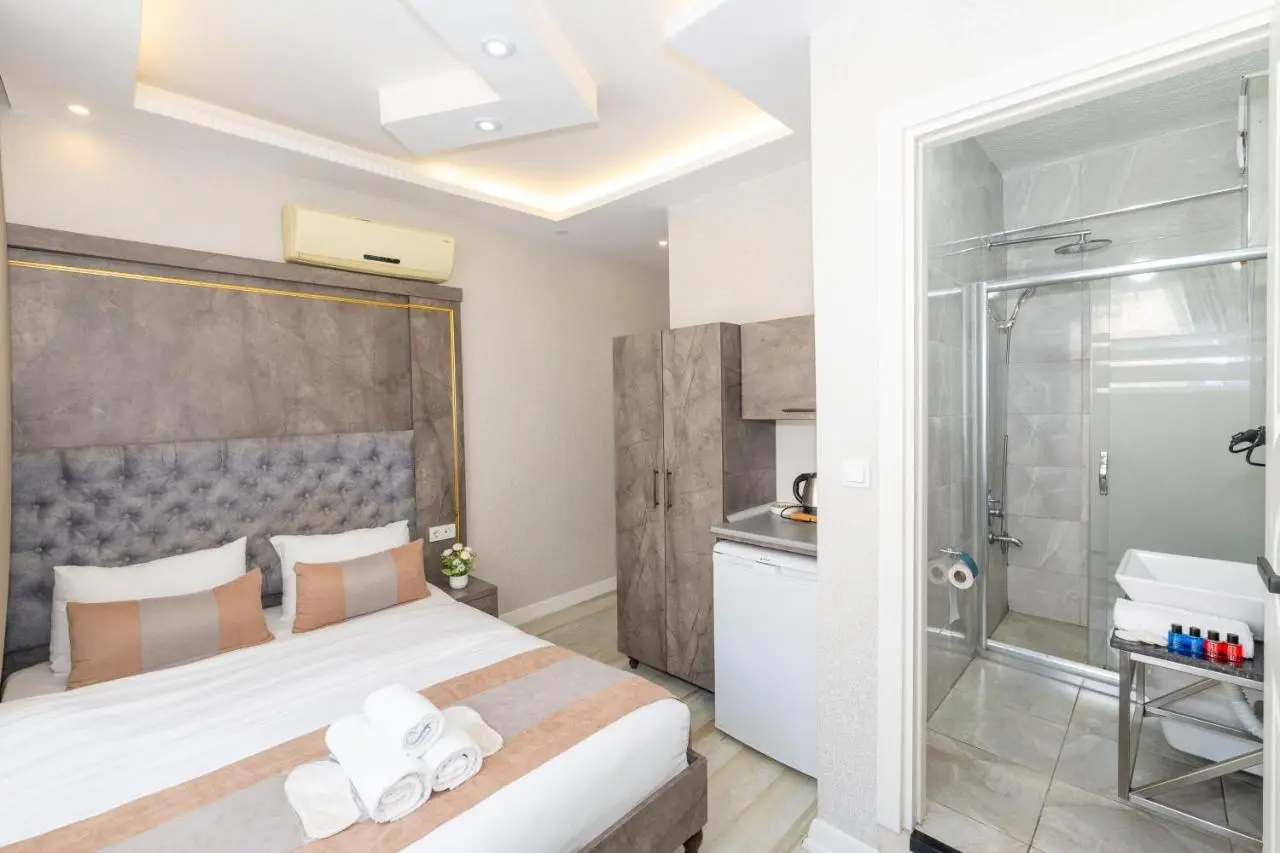 BiRAND SUiT HOTEL