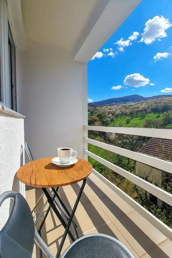 Modern House near Sarajevo with Terrace & Free Parking