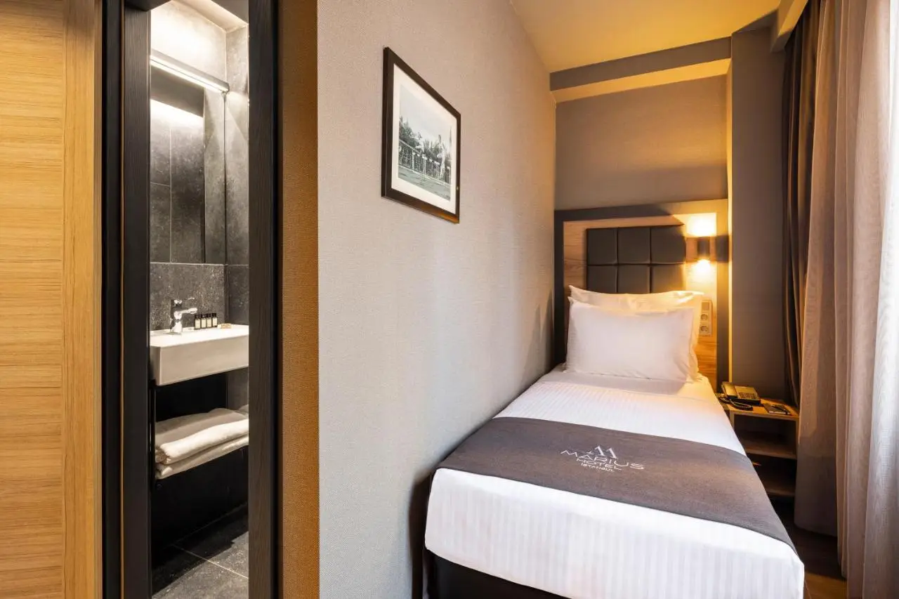 Marius Hotel