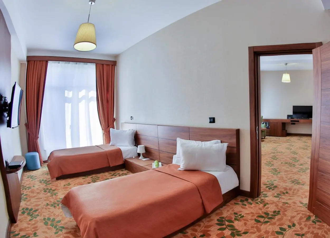 El Resort Hotel