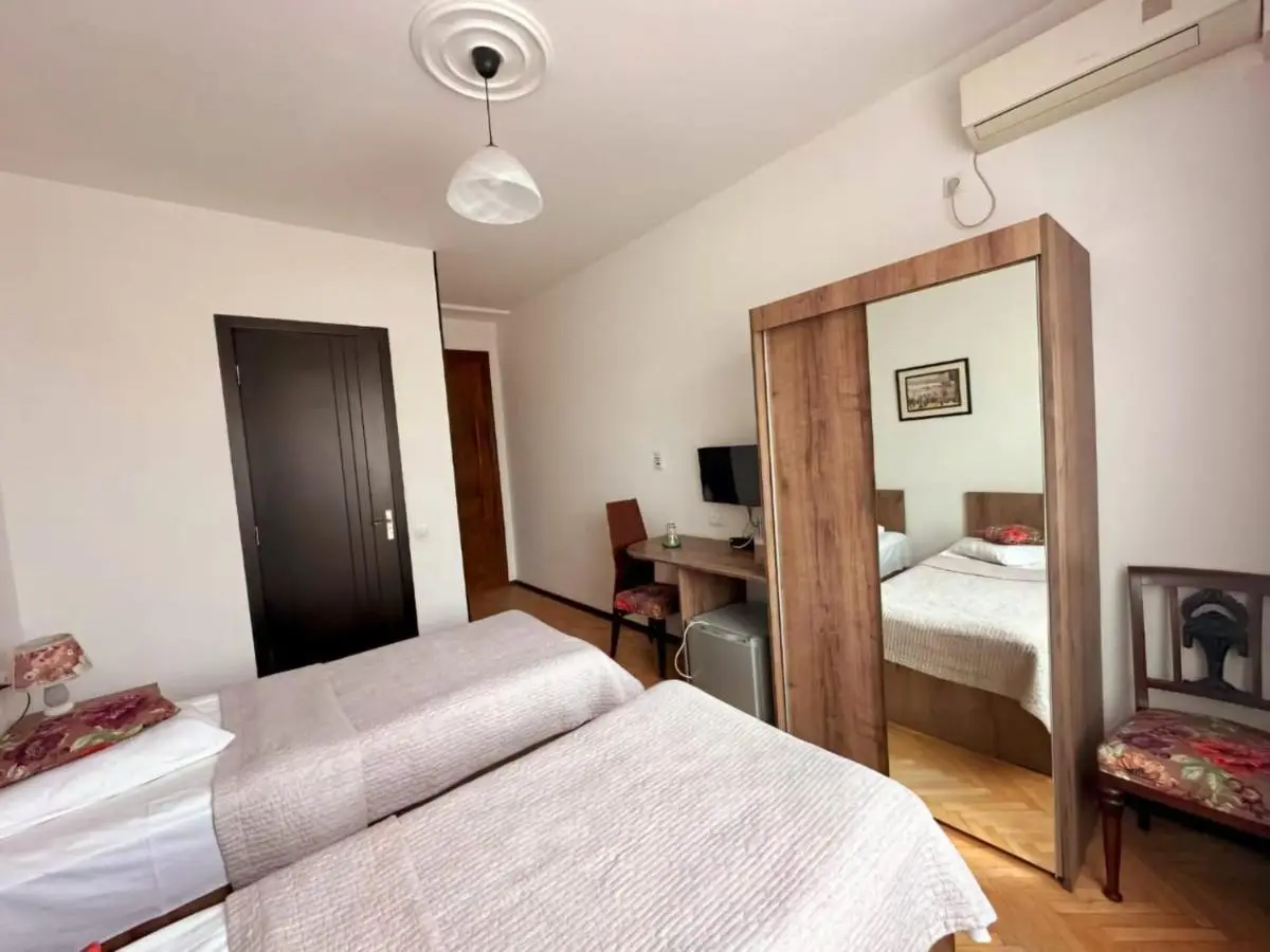 Hotel Home