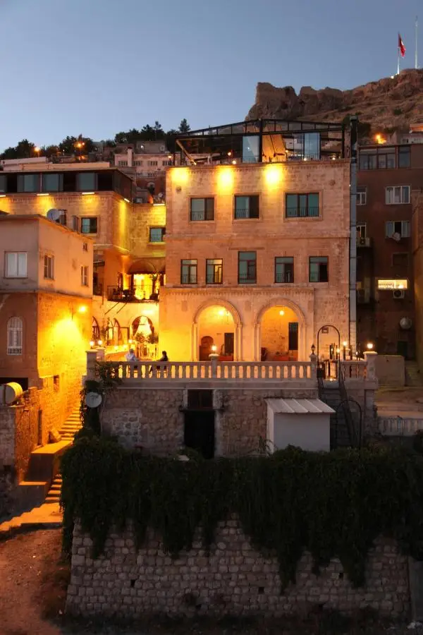 Tuğhan Hotel