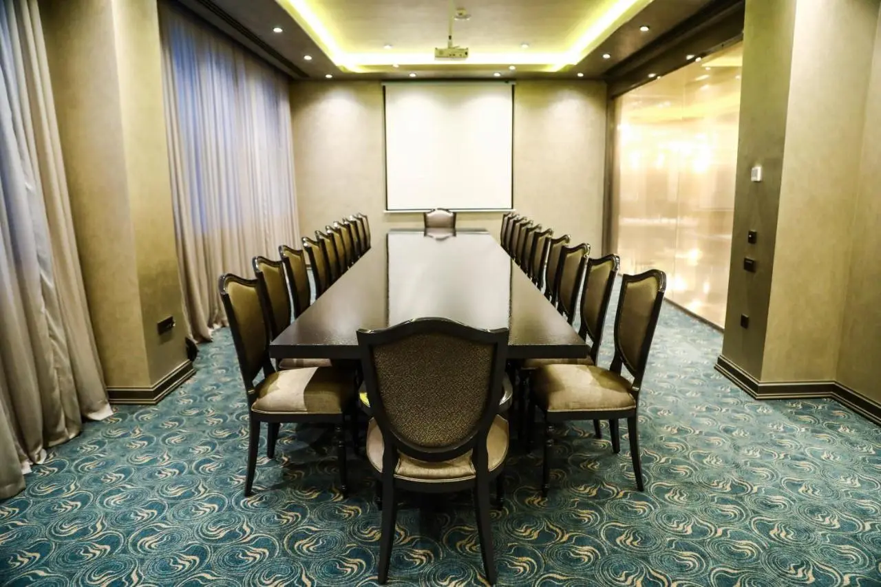 Iris Hotel Baku