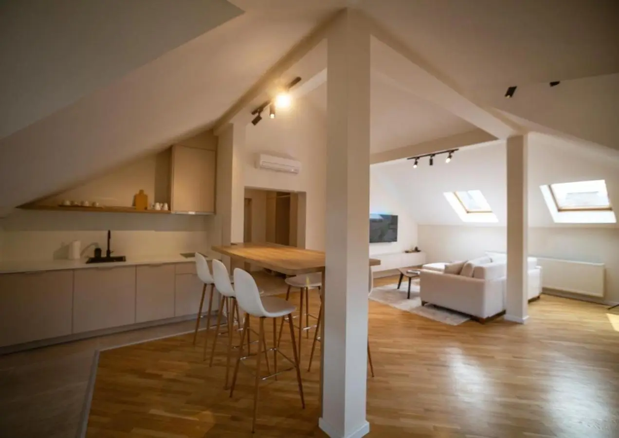 Kaizen's Central Apartments - Free Parking